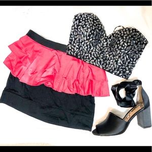 3/$15💕Material Girl Hot Pink Ruffle Mini Skirt